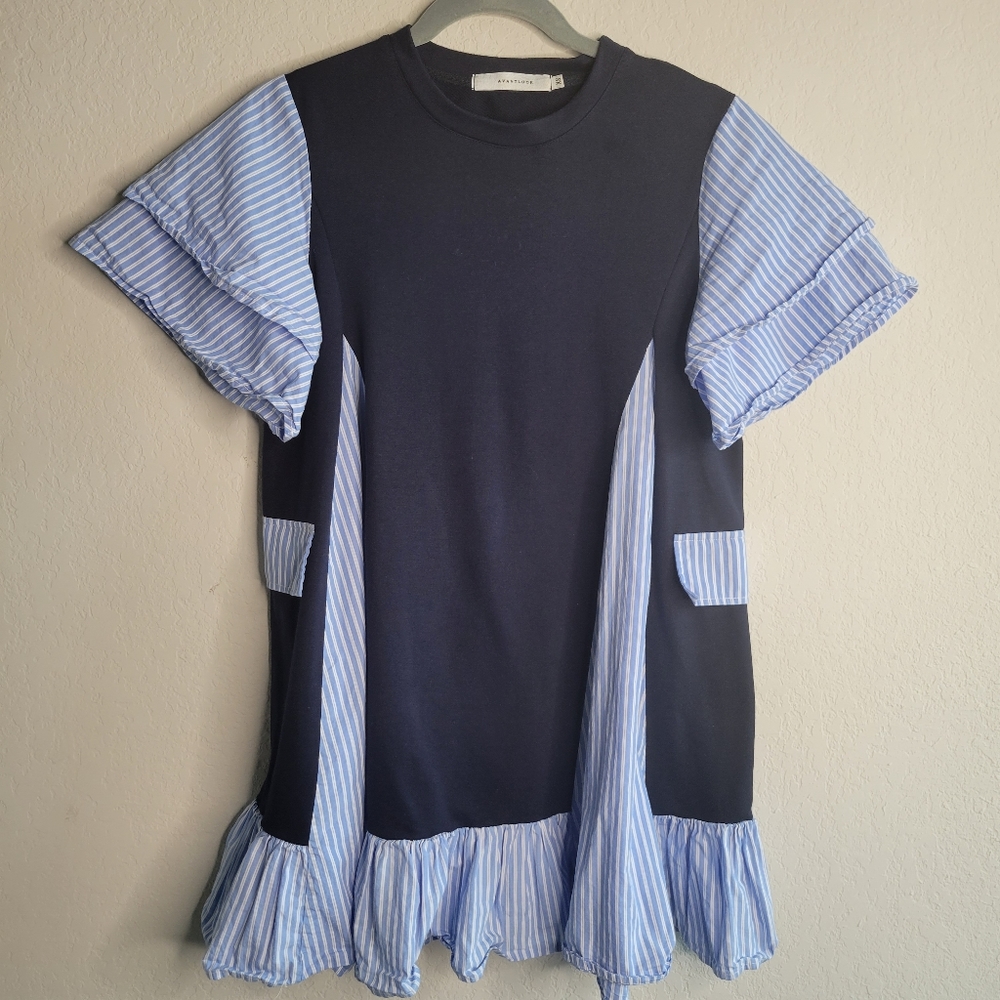 Avantlook color block dress with ruffled sleeves and bottom size XS